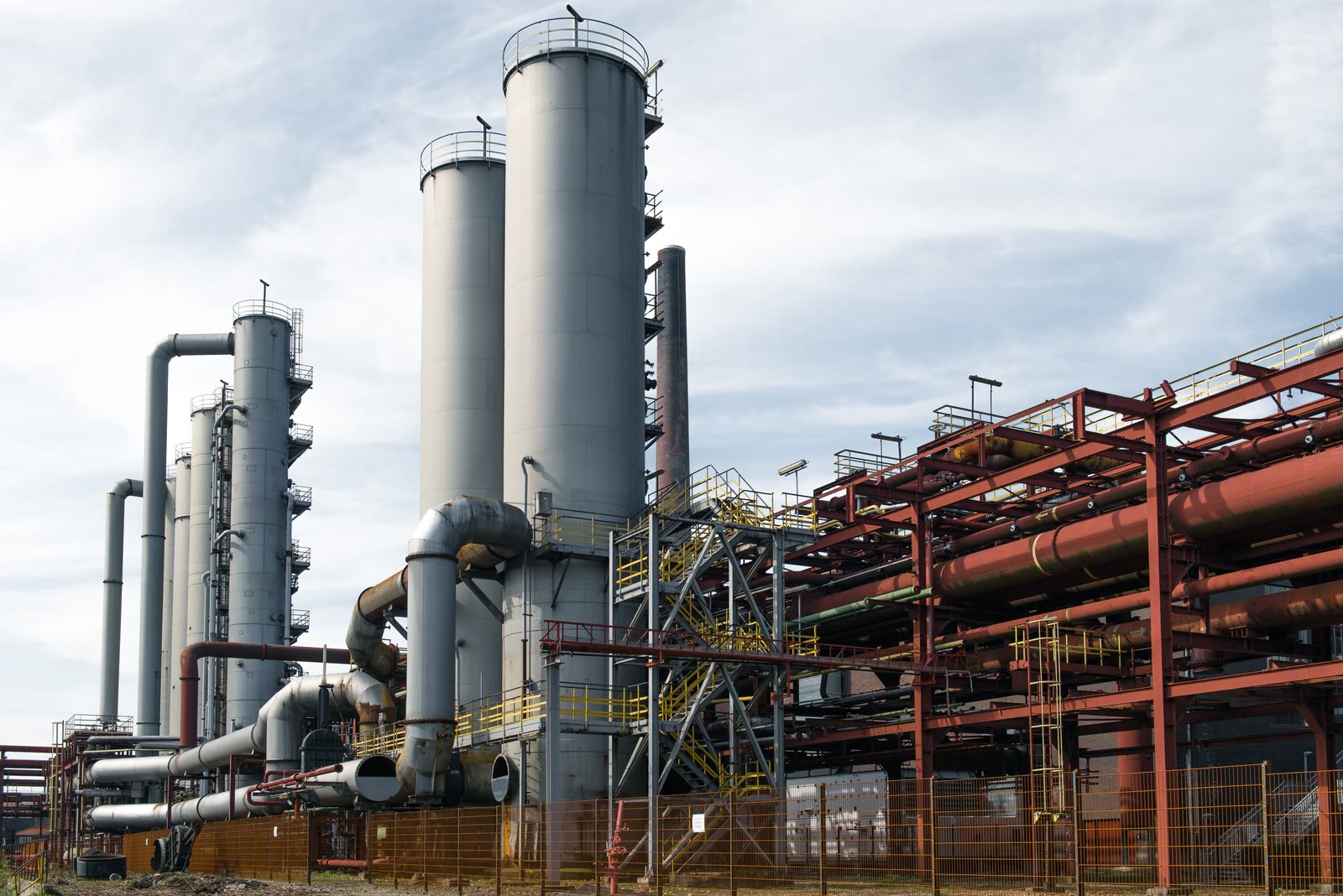 Industrial chemical processing facility
